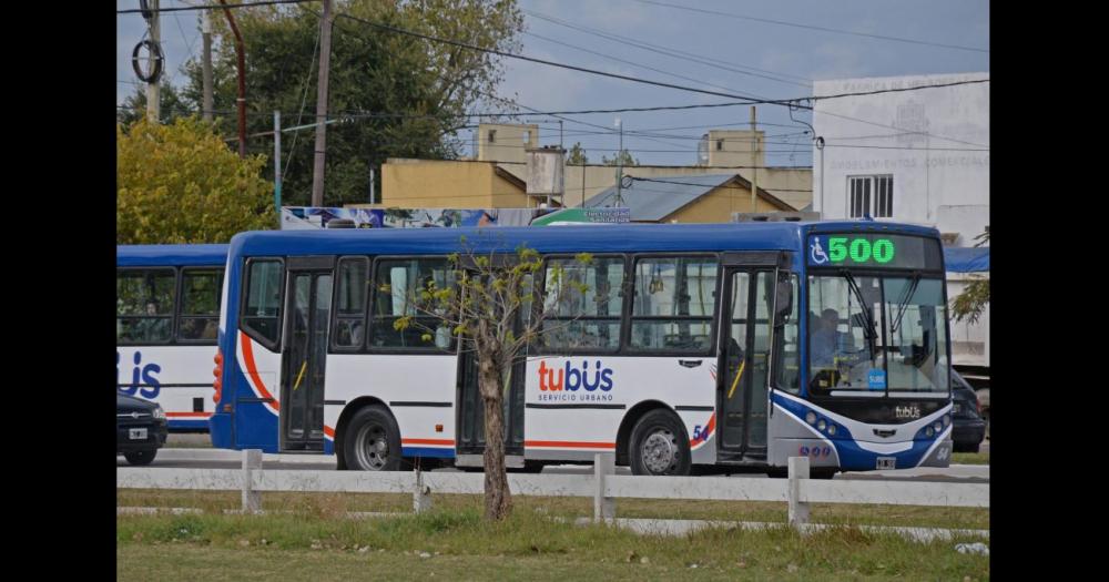 El horario del transporte puacuteblico en Olavarriacutea en este lunes 1ordm de Mayo