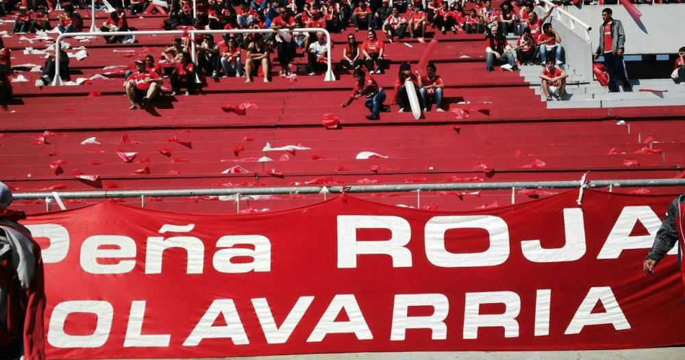 La Pentildea Roja Olavarriacutea se suma a la colecta de Independiente