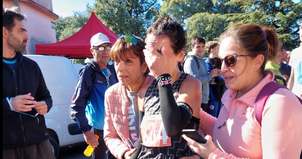 Cecilia Fern�ndez estalló en l�grimas después de ganar la media maratón