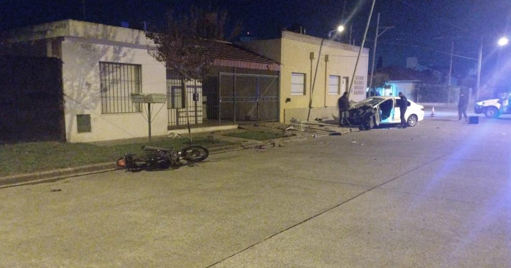 Fallecioacute un motociclista tras un graviacutesimo accidente en barrio La Loma