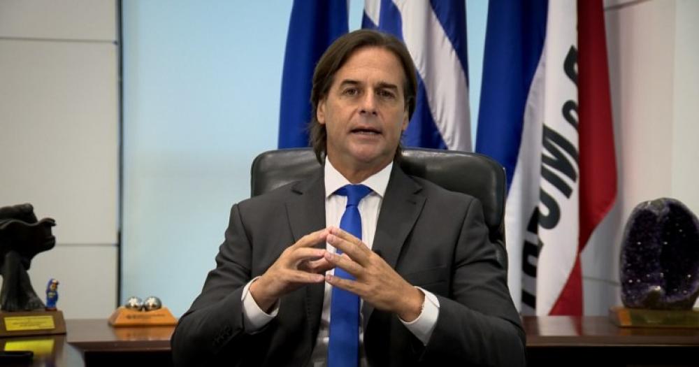 Lacalle Pou anuncioacute medidas para desalentar cruce de uruguayos a la Argentina