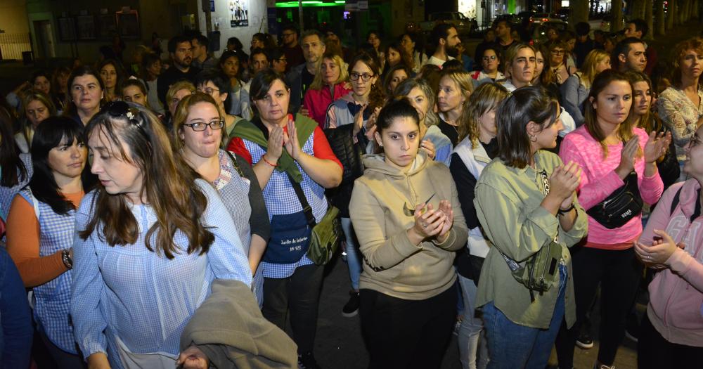 Centenares de docentes autoconvocados marcharon contra el destrato y las falsas denuncias