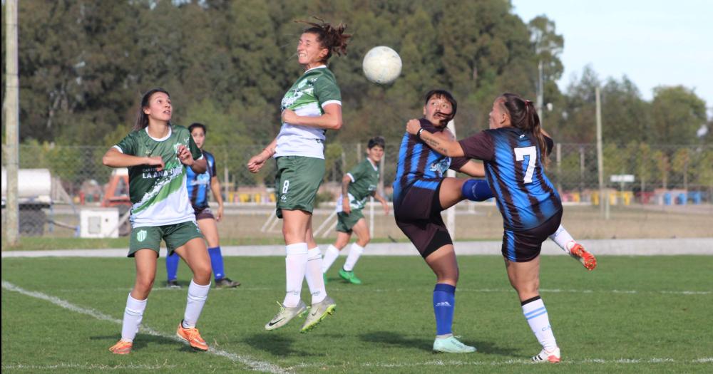 Atleacutetico Hinojo sigue con su racha ganadora