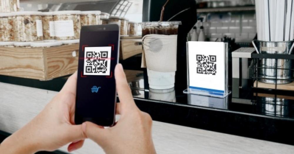 Comercios con coacutedigo QR deberaacuten aceptar pagos con cualquier billetera digital 