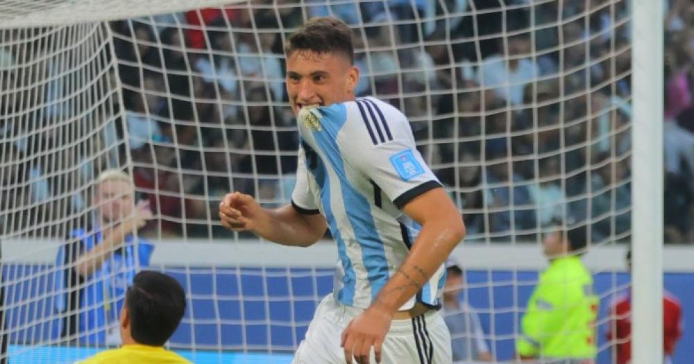 Argentina goleoacute a Guatemala y selloacute el pase a octavos de final