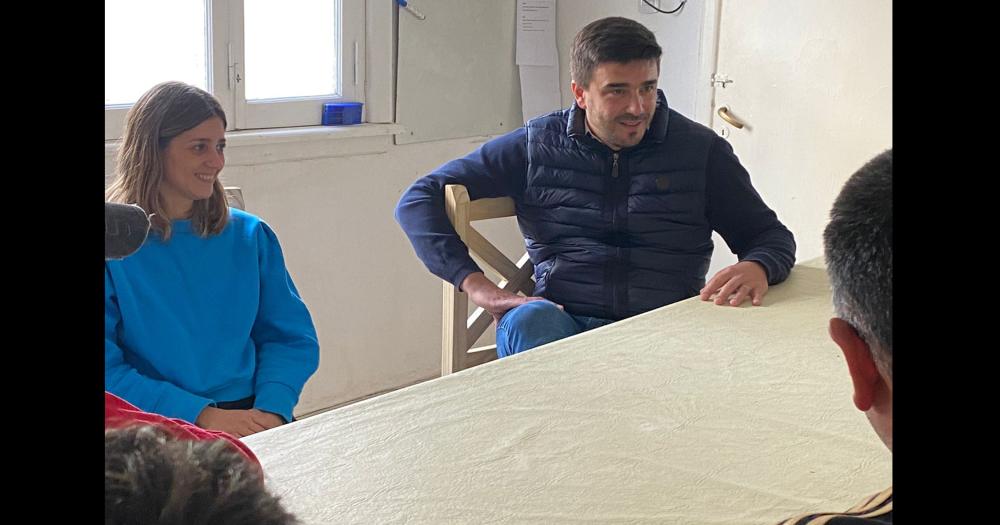 El intendente Ezequiel Galli visitoacute la Casa del Adolescente