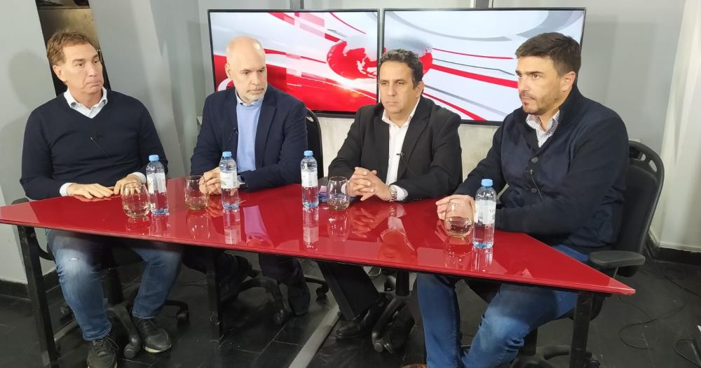 Visita de Rodriacuteguez Larreta y Santilli a El Popular Medios