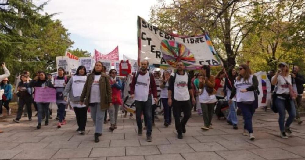 Paros de la Multicolor- Provincia avisa que los cargaraacute como inasistencias injustificadas