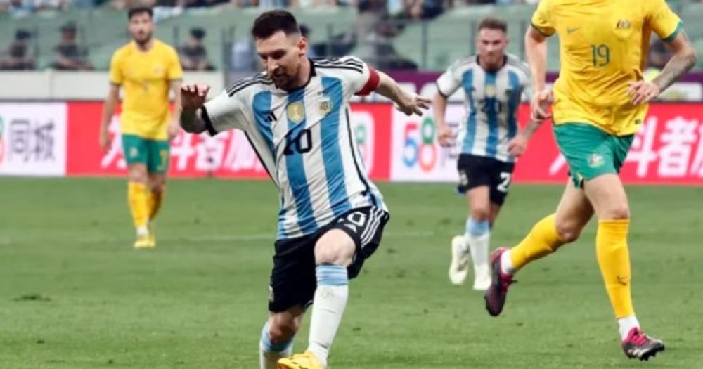 Argentina vencioacute a Australia en el amistoso con un Messi brillante