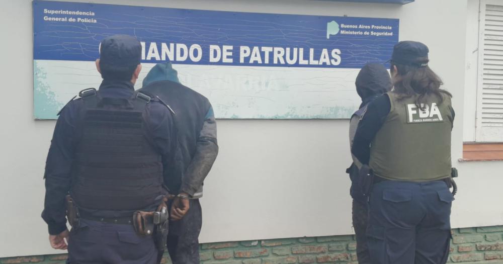 Fueron hallados con herramientas que habriacutean sido robadas y fueron aprehendidos