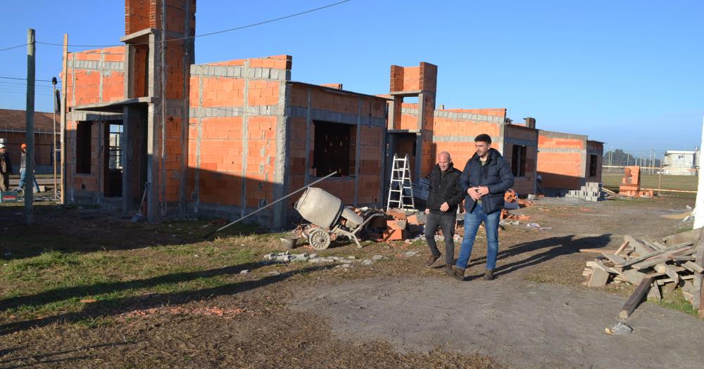 Avanza la construccioacuten de otras 10 viviendas del Plan TuVi