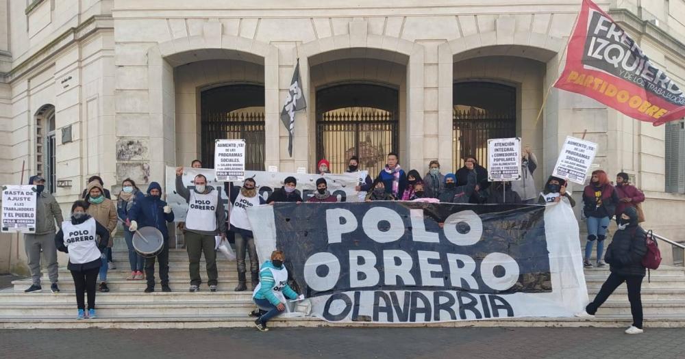 El Polo Obrero se solidarizoacute con Martiacuten Roldaacuten luego de la denuncia por malversacioacuten de fondos