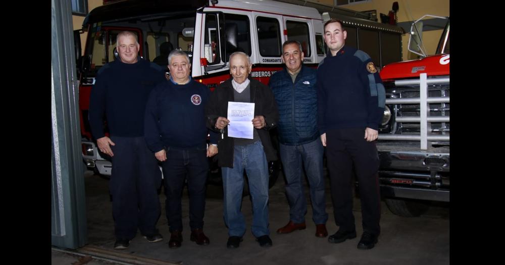 Se entregaron los premios de la Rifa de Bomberos Voluntarios de Olavarriacutea