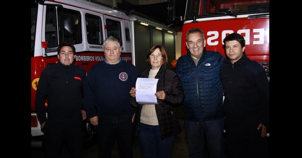 Se entregaron los premios de la Rifa de Bomberos Voluntarios de Olavarriacutea