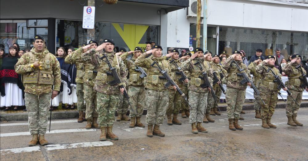 Se llevoacute a cabo el tradicional desfile ciacutevico militar en un nuevo Aniversario de la Independencia de la Patria