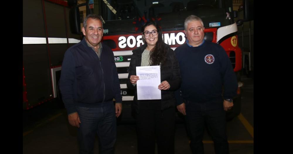 Se entregaron los premios de la Rifa de Bomberos Voluntarios de Olavarriacutea