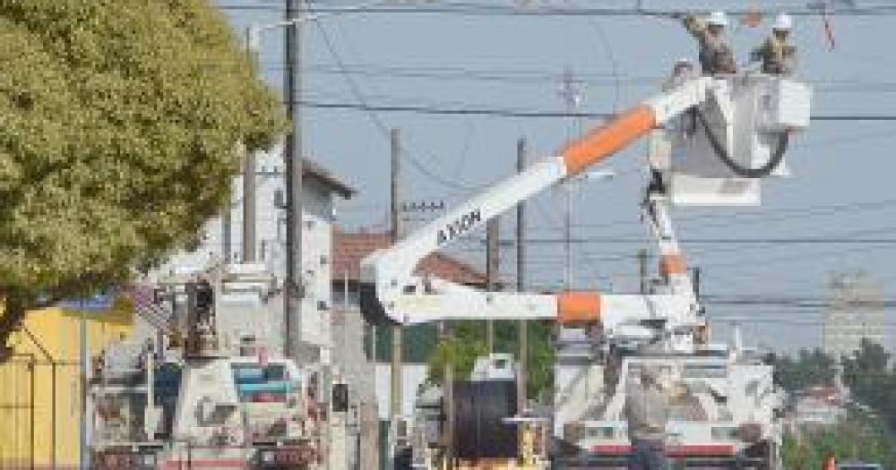 Varios barrios de la ciudad estaraacuten sin luz durante la mantildeana de este mieacutercoles