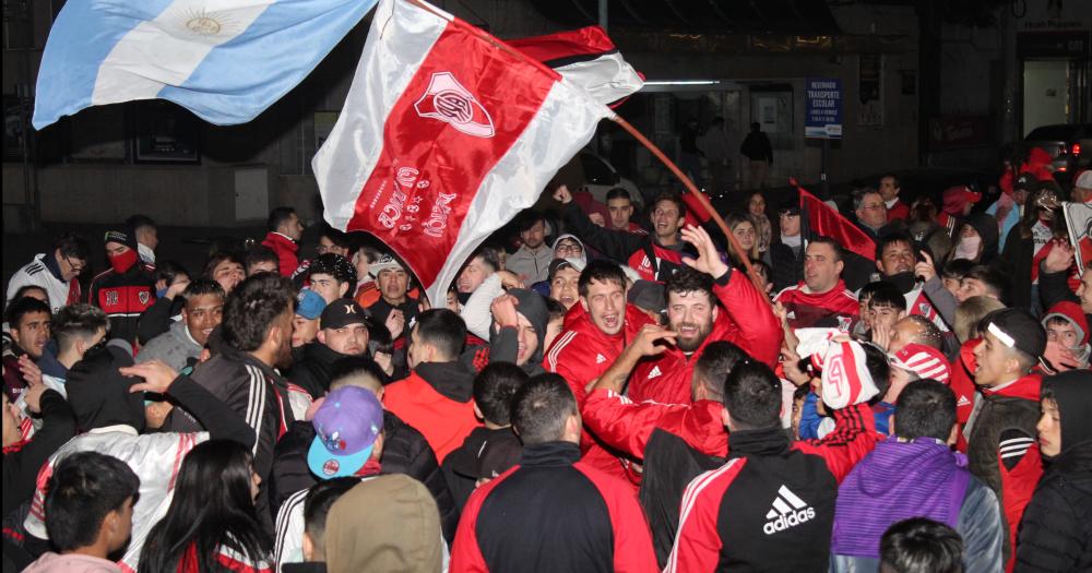 River se consagroacute campeoacuten de la Liga Profesional y en Olavarriacutea se festejoacute