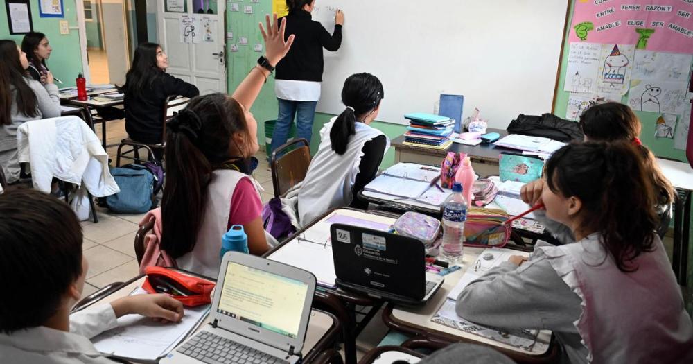 Tras las vacaciones retoman las clases en ocho provincias y la ciudad de Buenos Aires