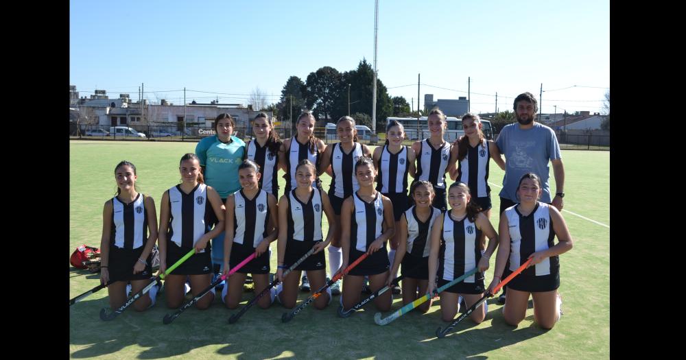 En Hockey Sub 16 femenino Estudiantes venció a Las Flores