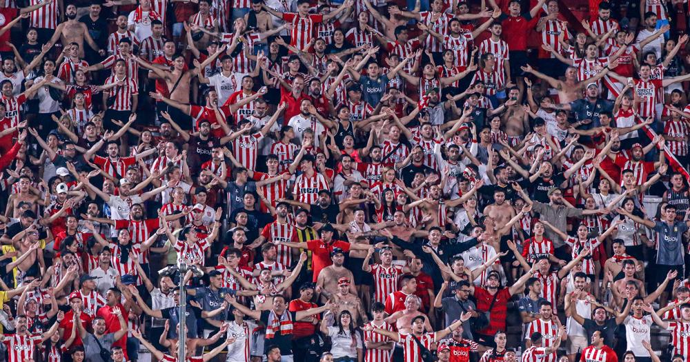 Estudiantes de La Plata visita a Goias con ventaja de tres goles 