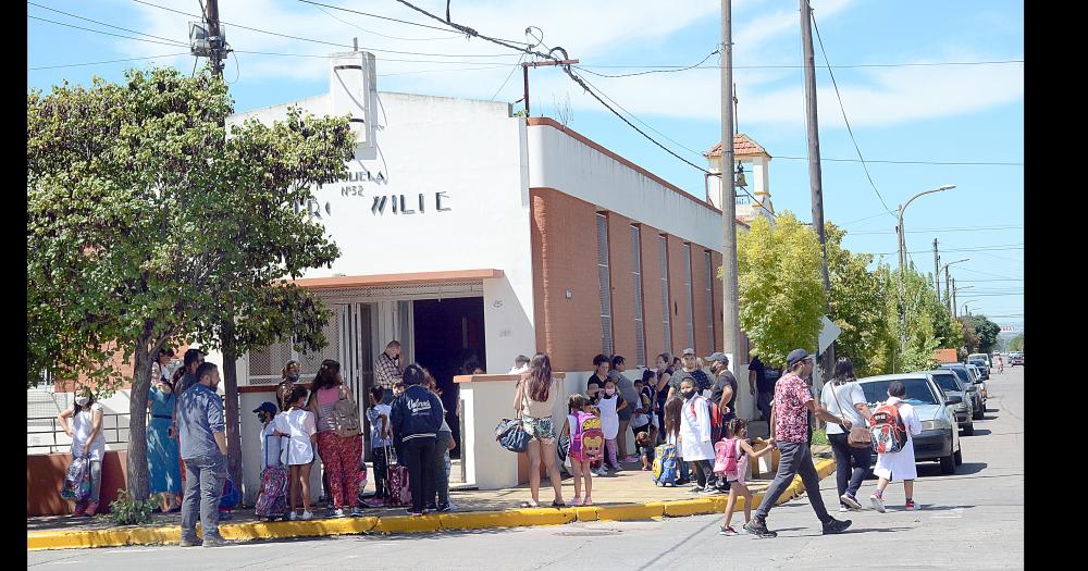 Este lunes habraacute clases en las escuelas bonaerenses que seraacuten centros de votacioacuten en las elecciones