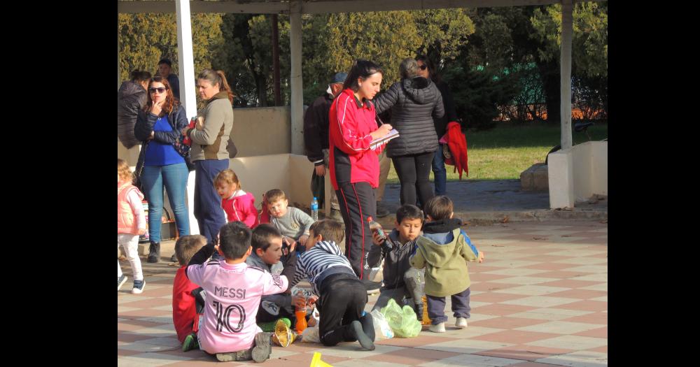 Un gran número de niños participó en la celebración por el Día de las infancias